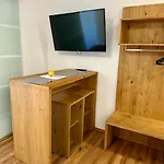Lercher Ξενοδοχείο με διαμερίσματα 3*