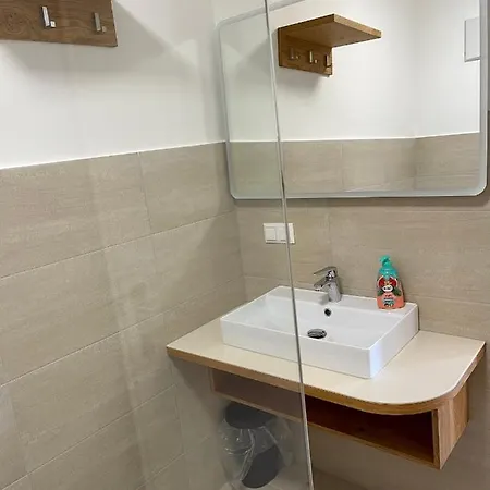 Lercher Hotel apartamentowy 3*
